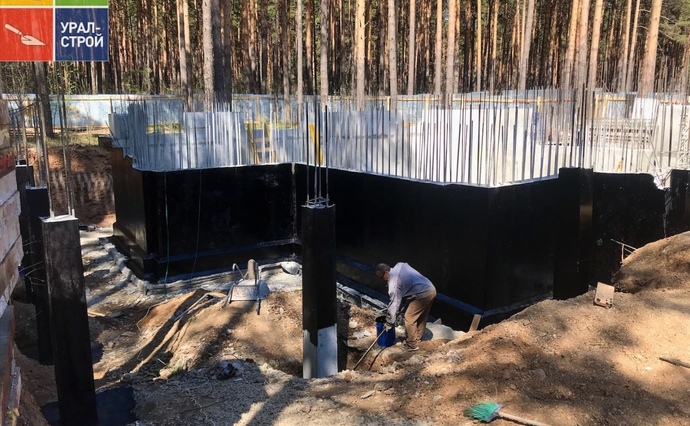 Обмазочная гидроизоляция цоколя